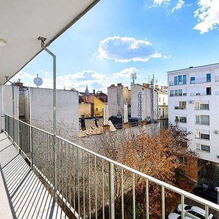 Lovely Apartment In City Centre For 4 Guests Budapest Exteriör bild